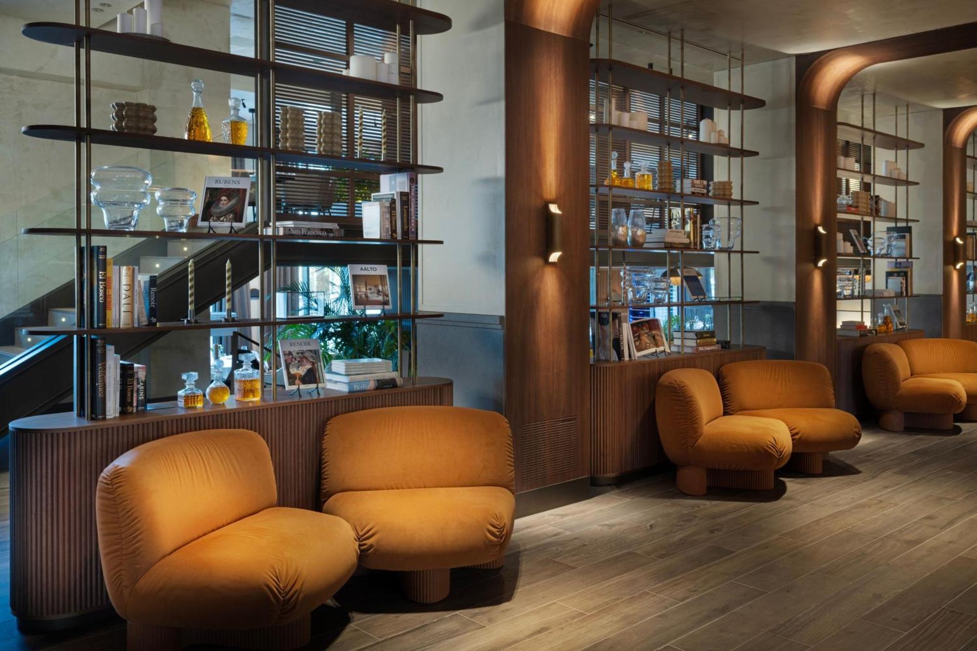 The Westin Madrid Cuzco Ξενοδοχείο Εξωτερικό φωτογραφία